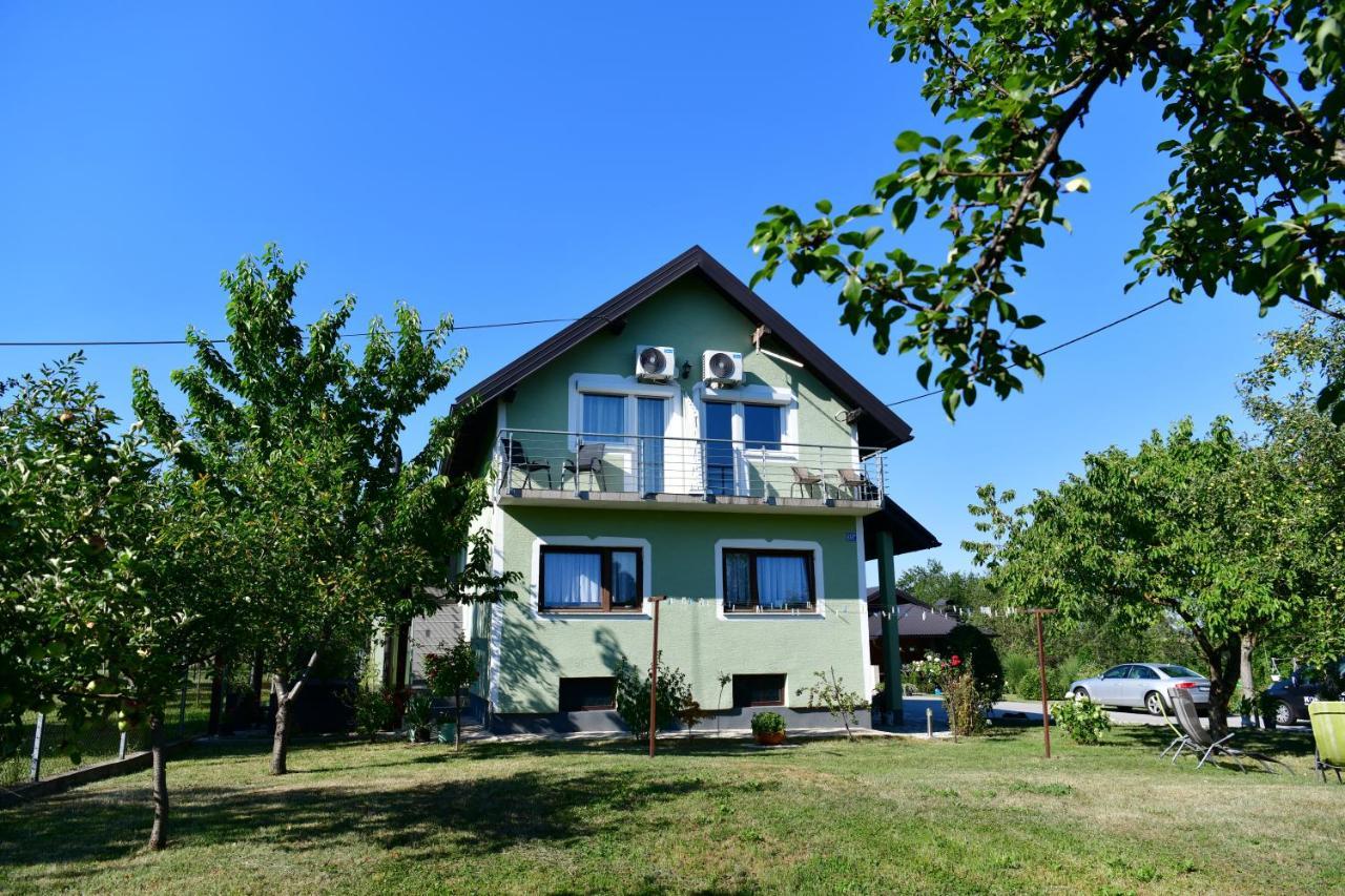 Guest House Jagoda Rakovica Ngoại thất bức ảnh