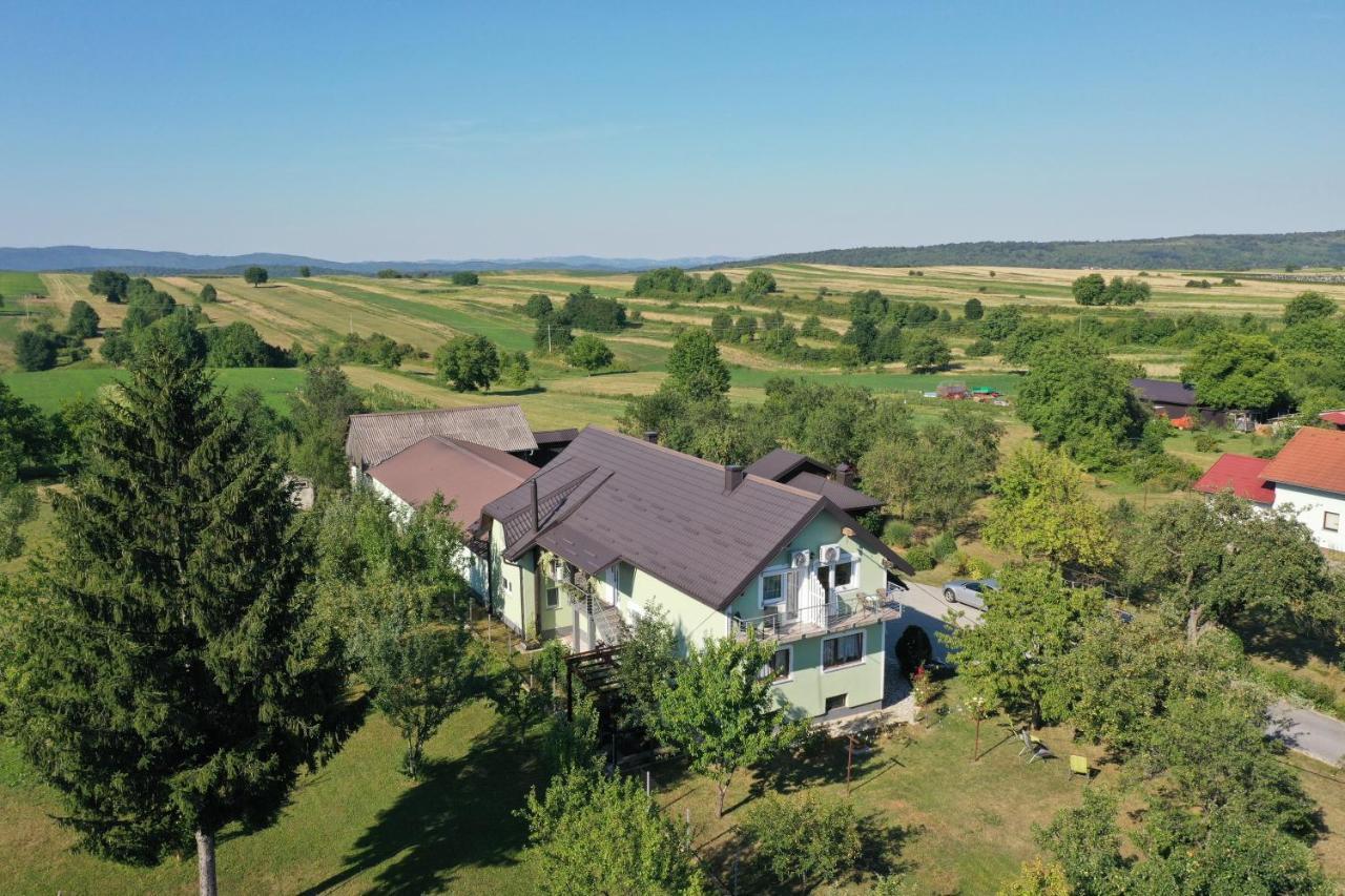 Guest House Jagoda Rakovica Ngoại thất bức ảnh