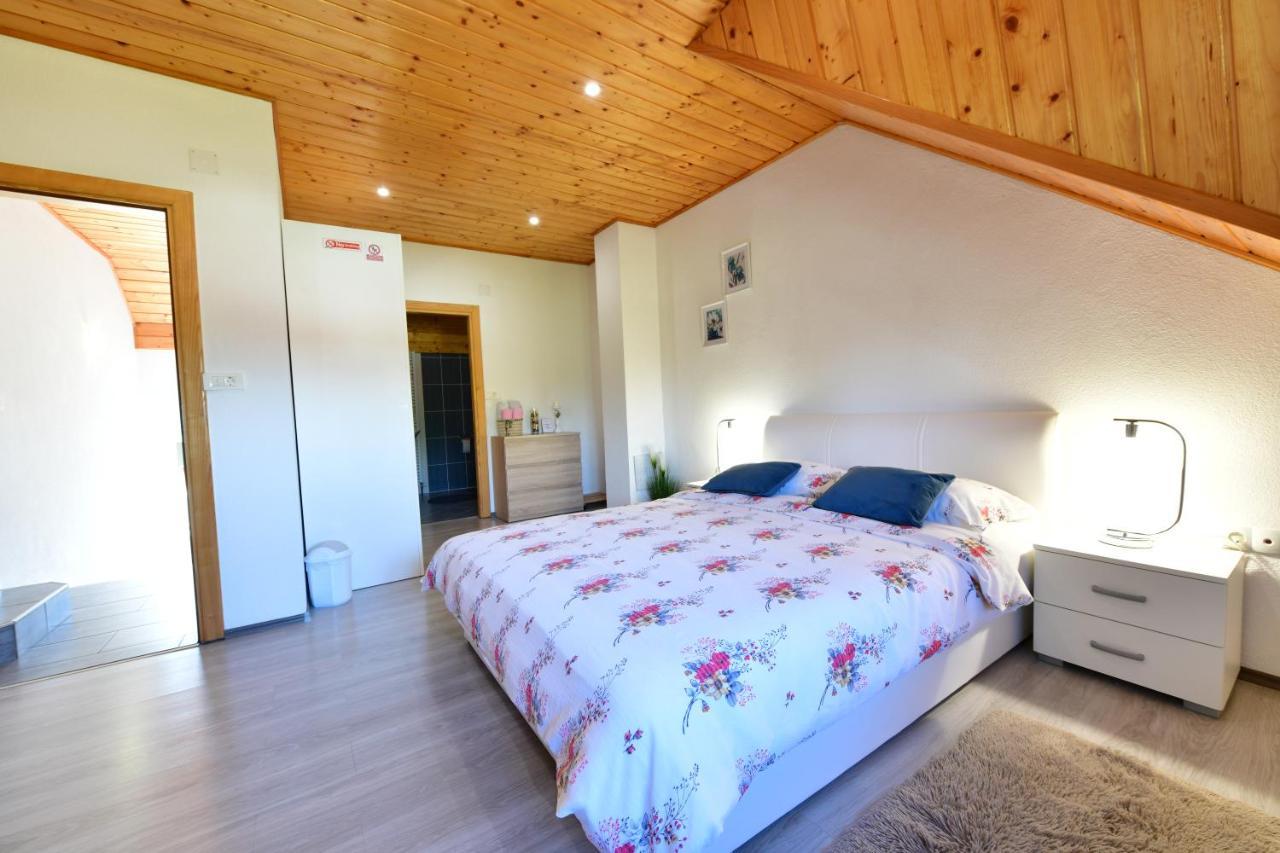 Guest House Jagoda Rakovica Ngoại thất bức ảnh