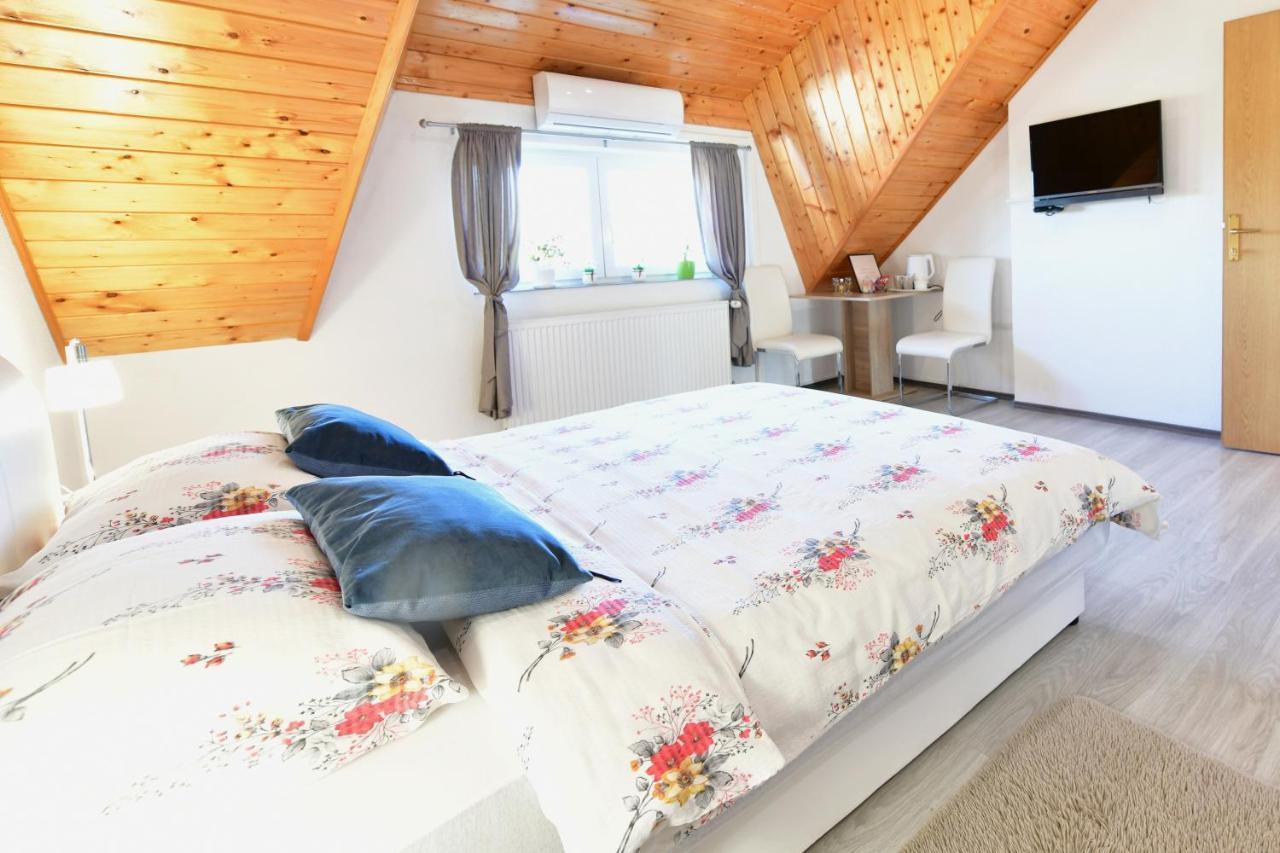 Guest House Jagoda Rakovica Ngoại thất bức ảnh