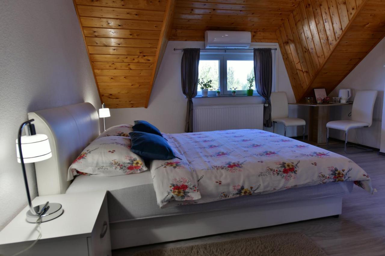 Guest House Jagoda Rakovica Ngoại thất bức ảnh
