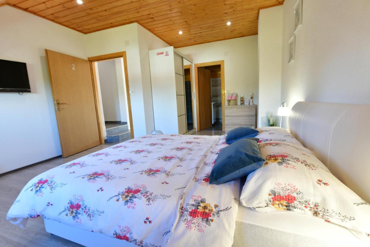 Guest House Jagoda Rakovica Ngoại thất bức ảnh