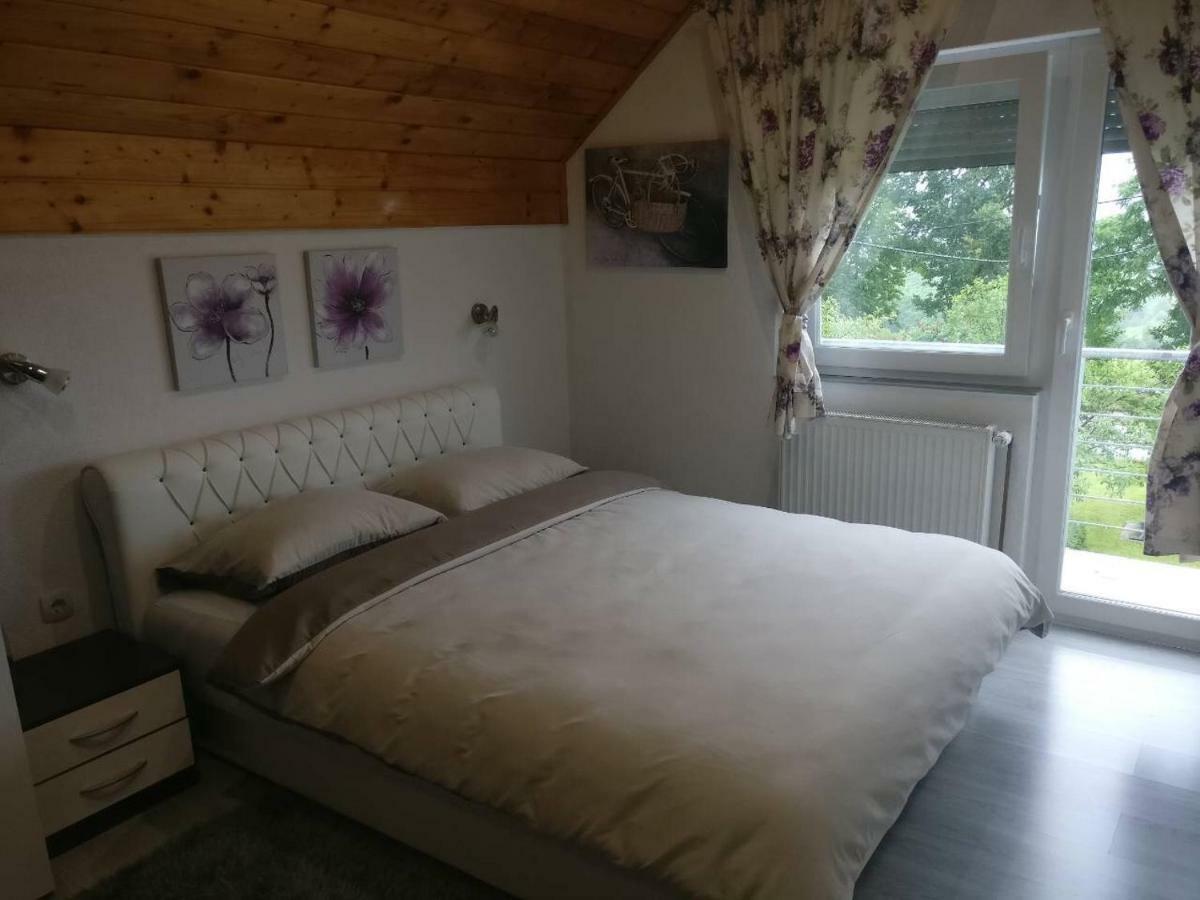 Guest House Jagoda Rakovica Ngoại thất bức ảnh